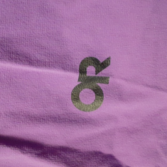 Outdoor Research light-weight Ferossi Anorak 2 tone Purple and Black size XL - Picture 2 of 3